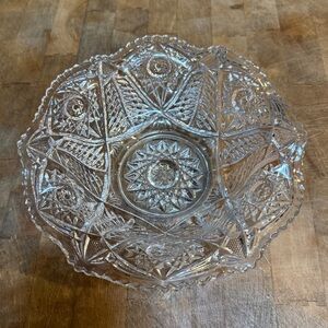 MCM Vintage Intricate Clear Glass Fruit Bowl Serving Dish